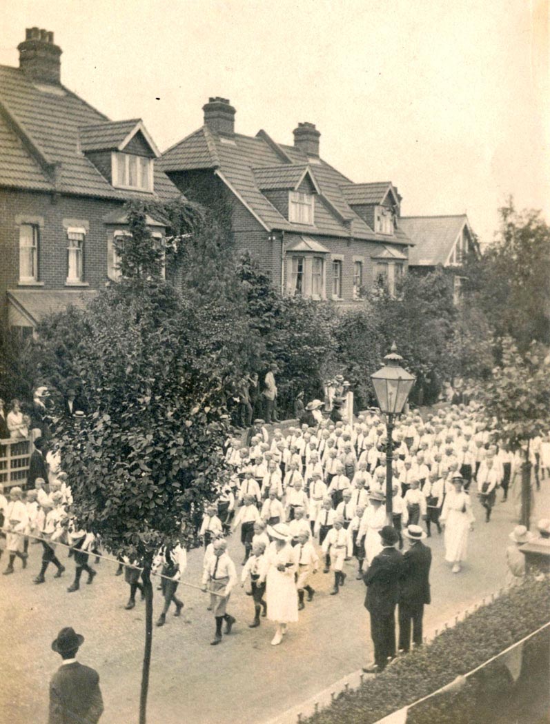 Salisbury Peace Parade, 1919 – youth marching group