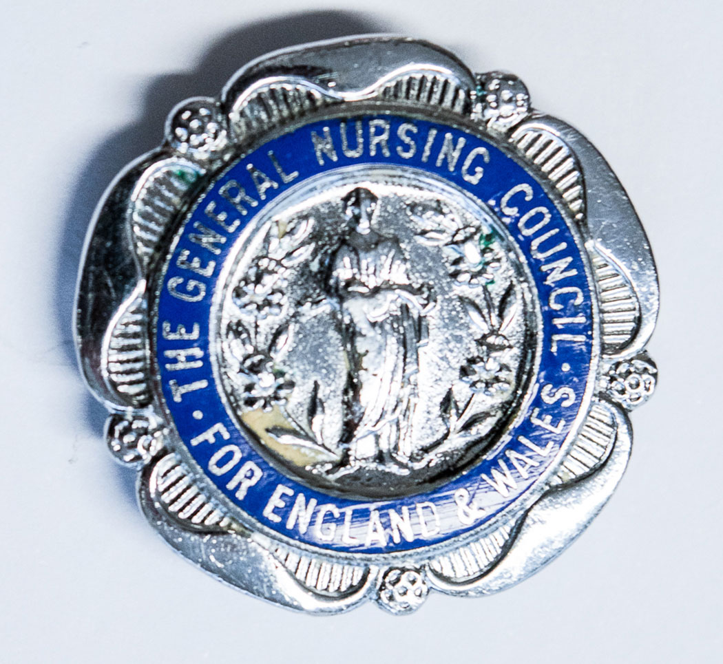 2019.39.5 General nursing council badge