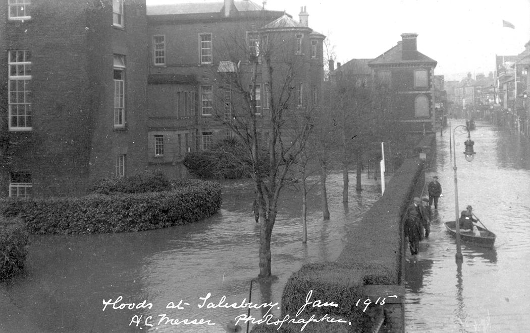 flood Salisbury January 1915